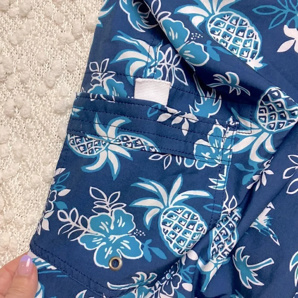 J. Crew Factory Men’s Pineapple Blue Hawaiian Print Flex Swimwear 9” Board Short
